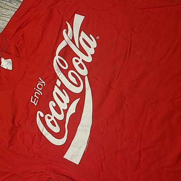 Coca Cola Large T-shirt - Picture 2 of 2